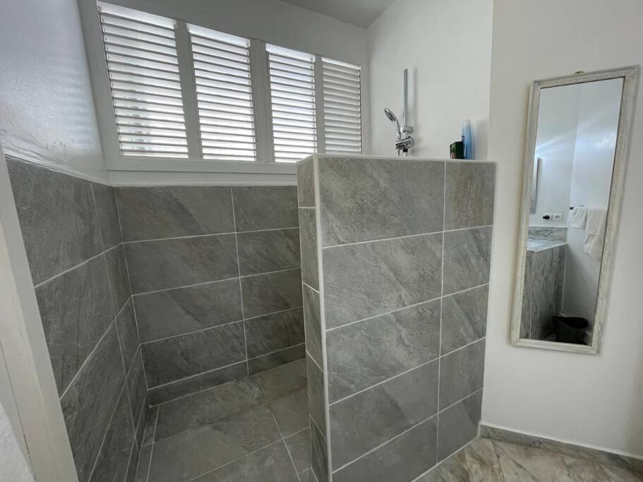 Appart Adorable Proche De La Baie Orientale, Idolem Residence Unite 2 - 57 Rue Du Mont Vernon 1 Cul de Sac ภายนอก รูปภาพ